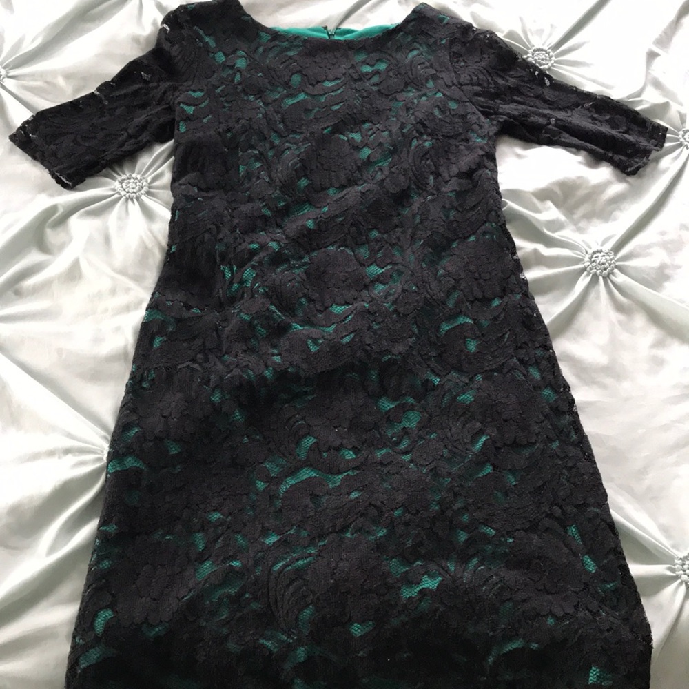 Madison Leigh Green & Black Lace Dress